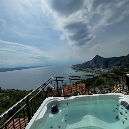 Villa Borak Tice